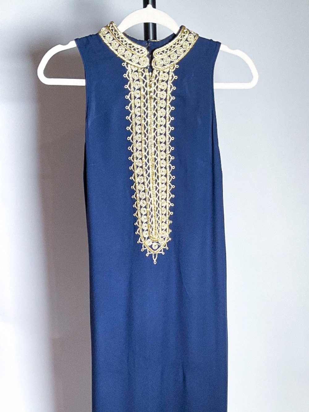 Lilly Pulitzer Navy and Gold Dress – Size 4 – Elegant & Timeless